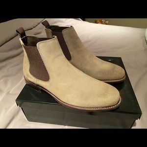 B2 Mens Sz 11 Tan Brown Suede Dress Boots - New